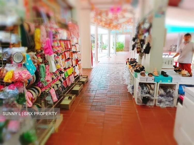 Prime Frontage Shop Serangoon Central, Next to MRT NEX (D19), Shop House #548698001